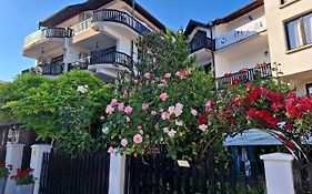 Къща за Гости Старата Къща